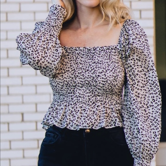 Cheetah Print Burnout Peplum Blouse - Picture 3 of 4